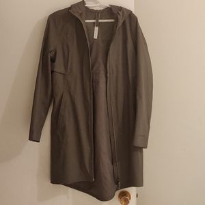 Lululemon Rain Rebel jacket